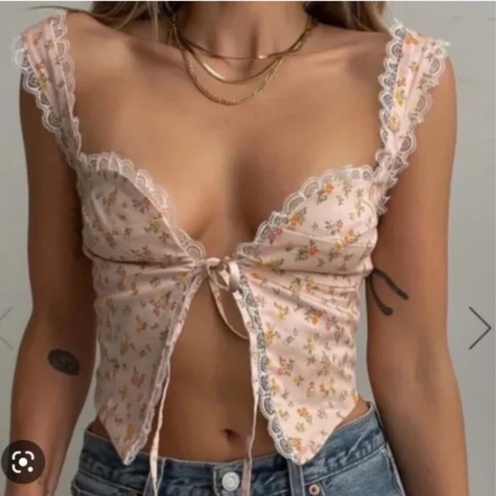 NWT Rumours Vineyard Haven Pink Floral Open Tie Front Corset Style Top -  Medium